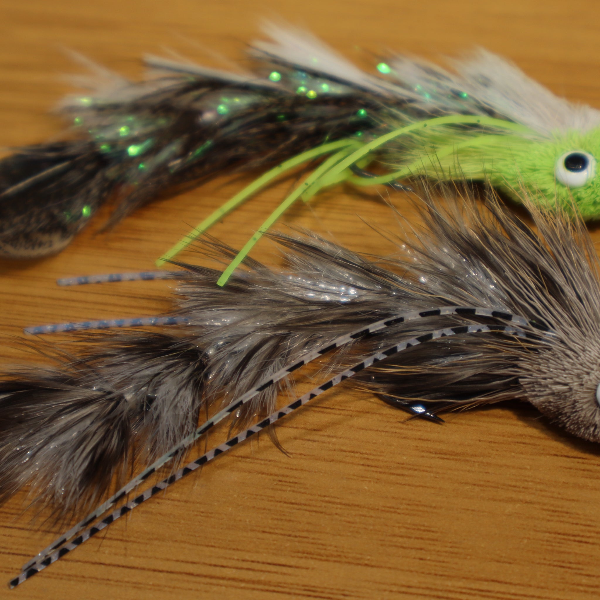 Fly Fishing - Flies - Dungeon Feather Changer - Top Bass Flies